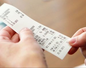 почему нельзя оставлять чеки в магазине