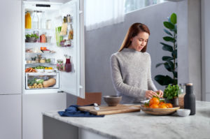 Рейтинг ТОП-15 лучших двухкамерных холодильников: самых передовых холодильников с системой ноу фрост, самых недорогих no frost и лучших бюджетных капельных, и также самых лучших двухдверных Side-by-Side