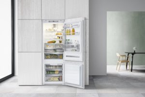 Рейтинг ТОП-3 лучших встраиваемых холодильников Whirlpool 2021 года по цене и качеству, а также самая лучшая двухдверная модель и модель SidebySide